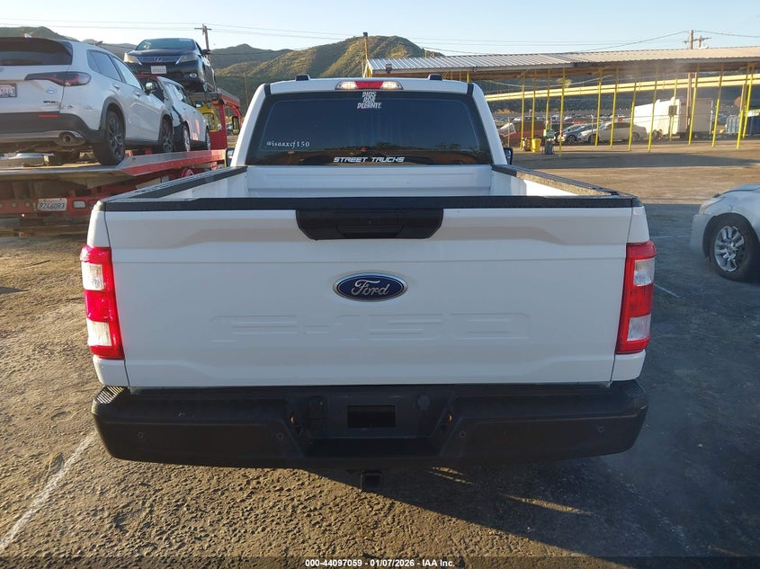 VIN 1FTMF1CB5PKE57520 2023 FORD F-150 XL
