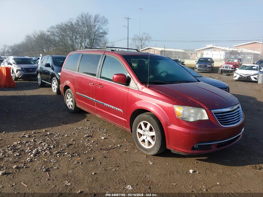 2013 Chrysler Town & Country Touring