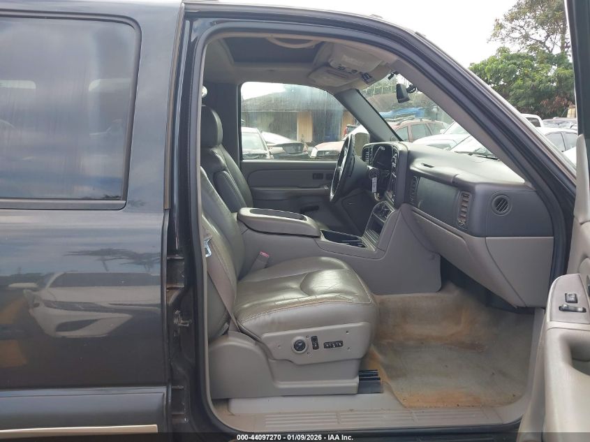 2004 Chevrolet Suburban 1500 Lt