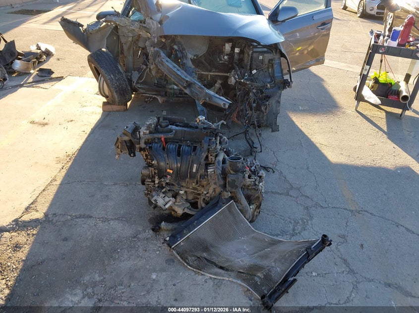 VIN 5NPE24AF4JH619098 2018 HYUNDAI SONATA SE
