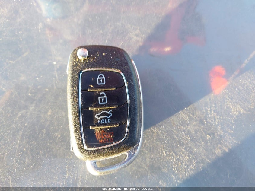 VIN 5NPE24AF4JH619098 2018 HYUNDAI SONATA SE
