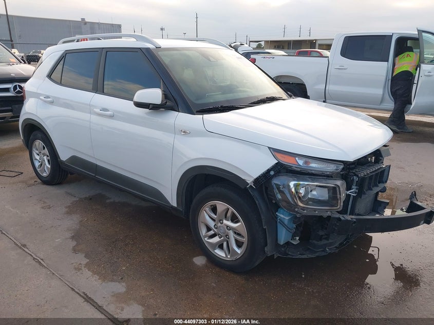 2020 Hyundai Venue Sel