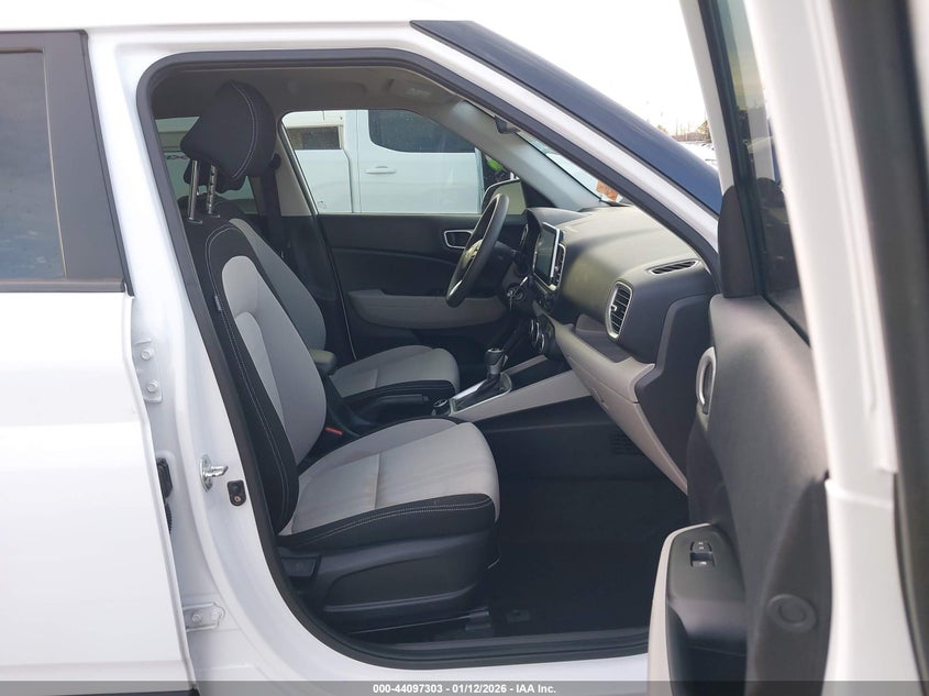 2020 Hyundai Venue Sel