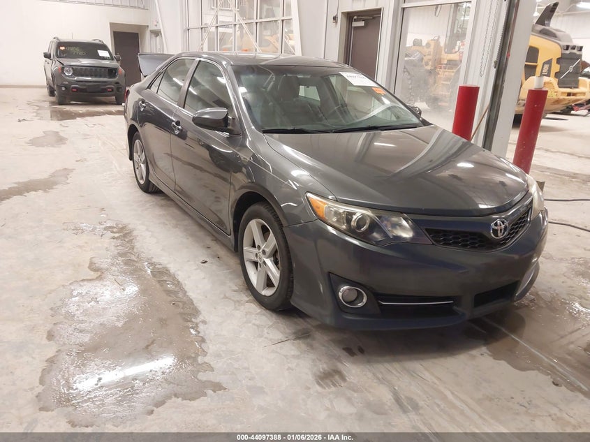4T1BF1FK5CU101954 2012 Toyota Camry Se auction photo 1