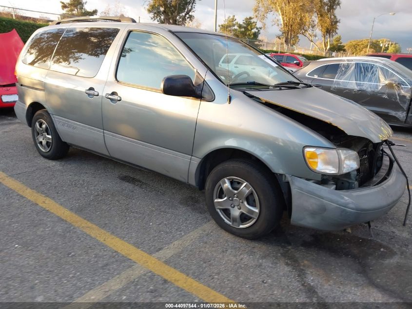 1999 Toyota Sienna