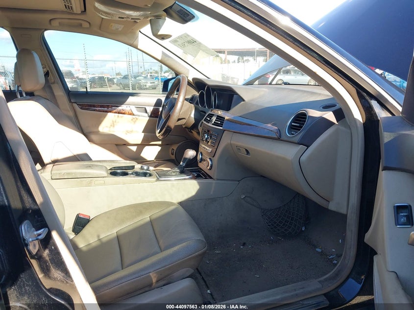 2014 Mercedes-Benz C-Class C 250 Sport