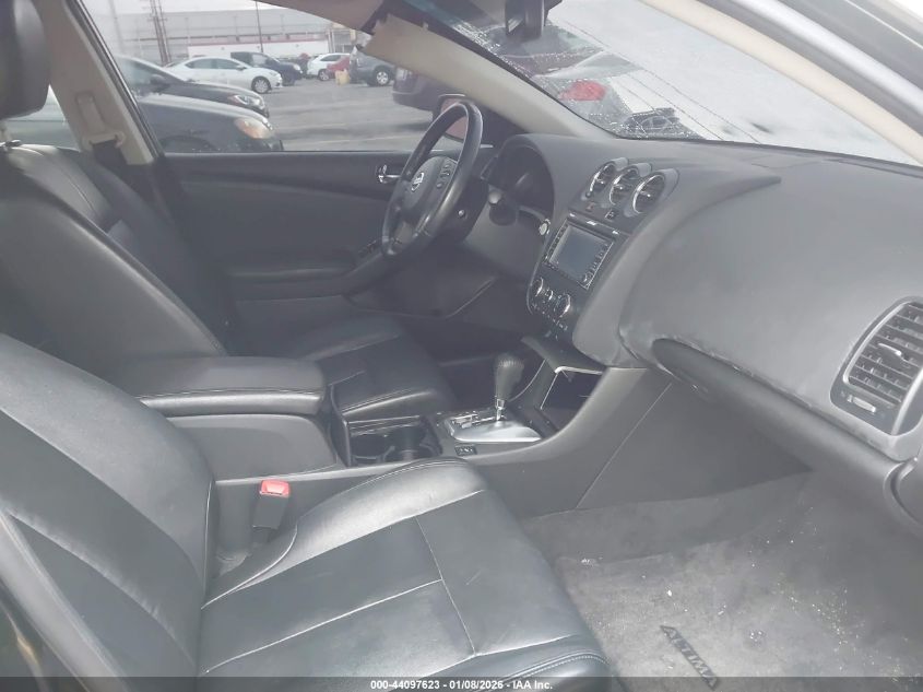 2011 Nissan Altima 3.5 Sr