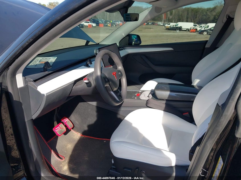 2024 Tesla Model Y Performance Dual Motor All-Wheel Drive