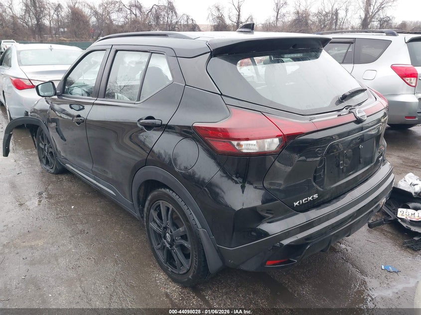 2022 Nissan Kicks Sr Xtronic Cvt