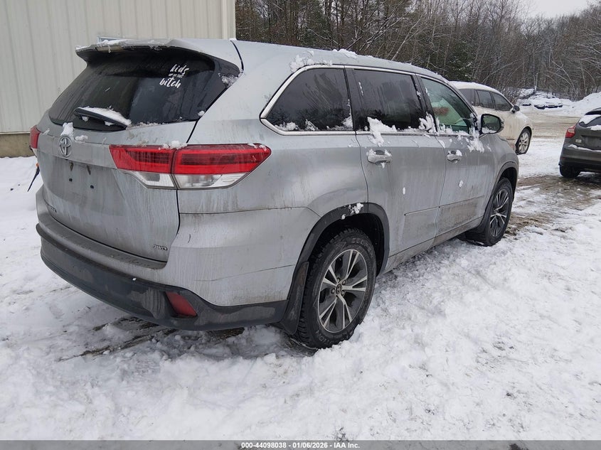 2018 Toyota Highlander Le