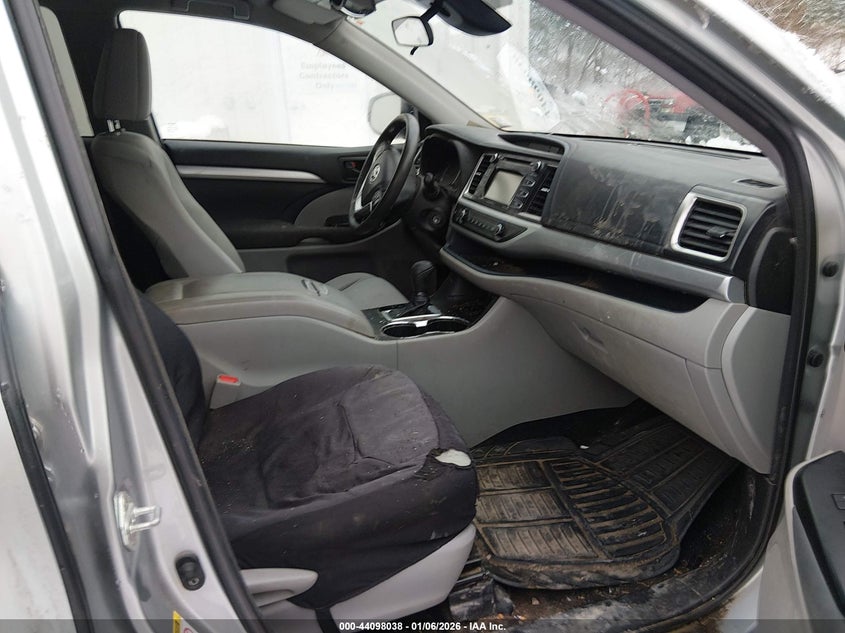 2018 Toyota Highlander Le