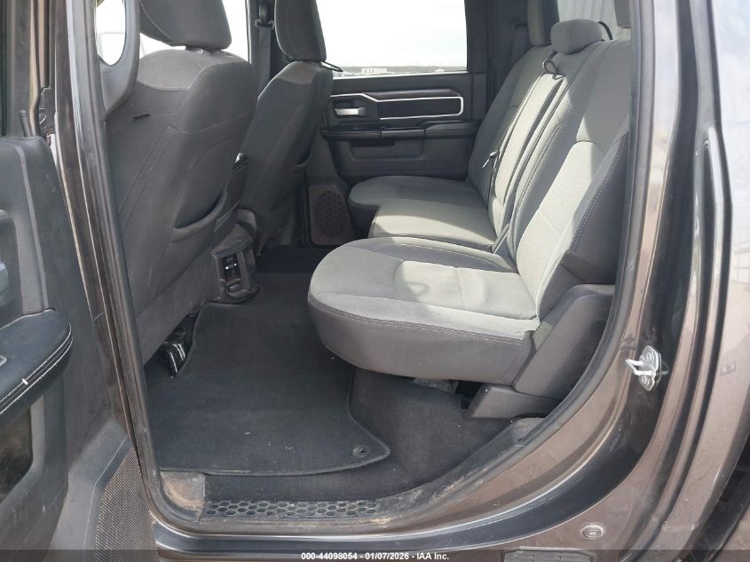 2024 Ram 2500 - 3C6UR5DL2RG338542