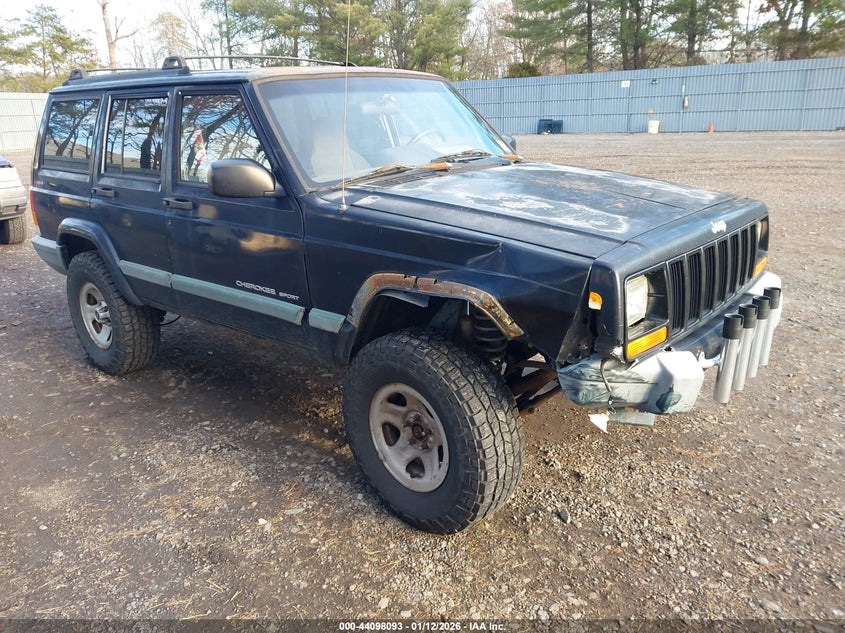 1J4FF68S1XL599334 JEEP CHEROKEE Photo 1