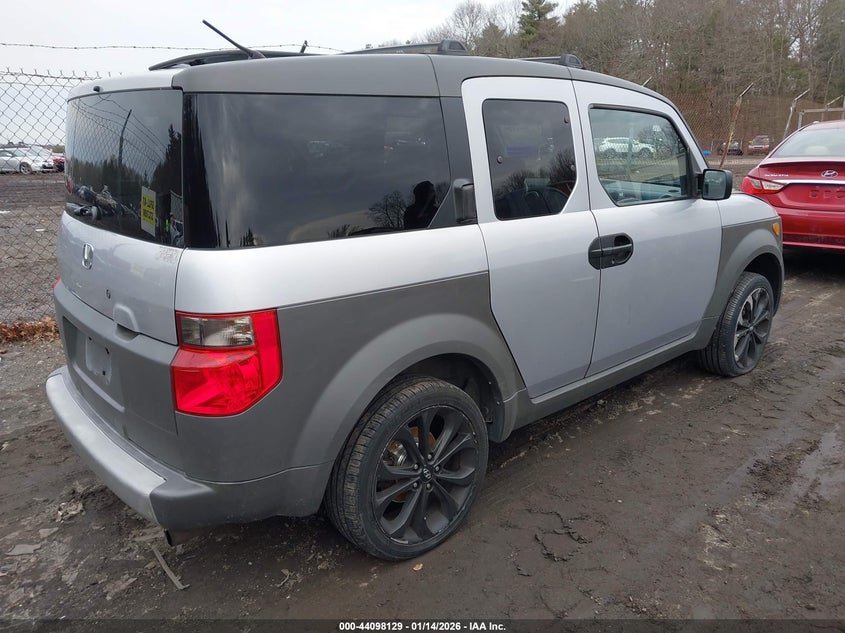 2004 Honda Element Dx