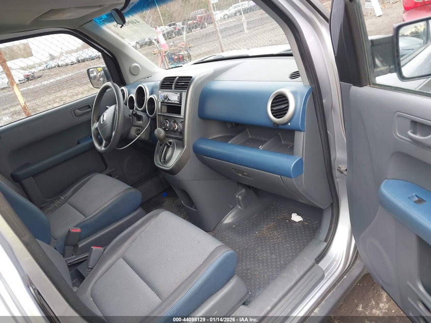 2004 Honda Element Dx