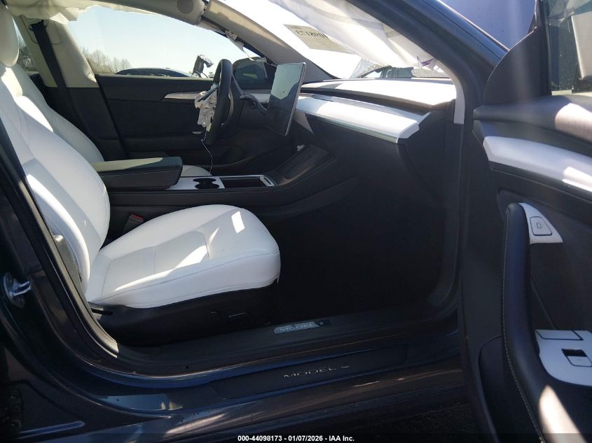 2022 Tesla Model 3 Long Range Dual Motor All-Wheel Drive