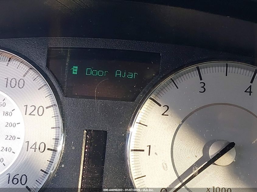 2008 Chrysler 300C Hemi VIN: 2C3LA63H58H179842 Lot: 44098203