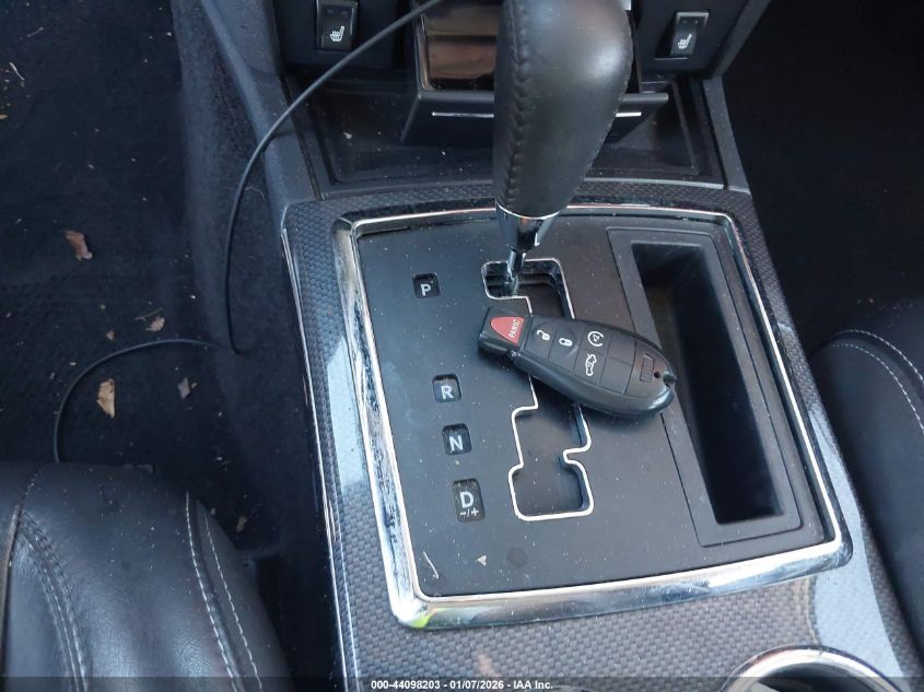 2008 Chrysler 300C Hemi VIN: 2C3LA63H58H179842 Lot: 44098203