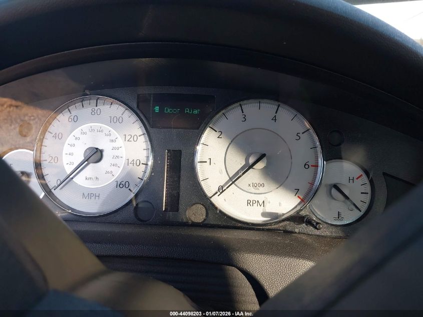 2008 Chrysler 300C Hemi VIN: 2C3LA63H58H179842 Lot: 44098203