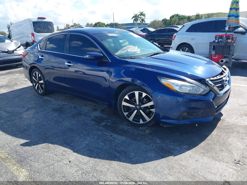 1N4AL3AP1JC116435 2018 Nissan Altima 2.5 Sr auction photo 1