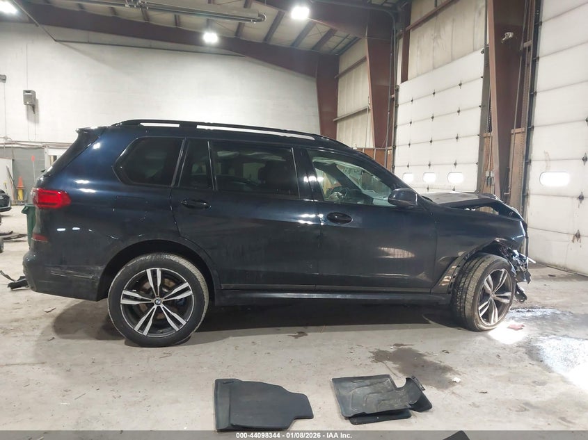 2021 BMW X7 xDrive40I VIN: 5UXCW2C01M9F19564 Lot: 44098344
