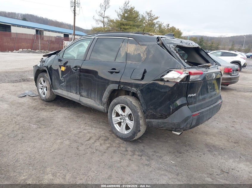 VIN 2T3P1RFV3KW005369 2019 TOYOTA RAV4 XLE