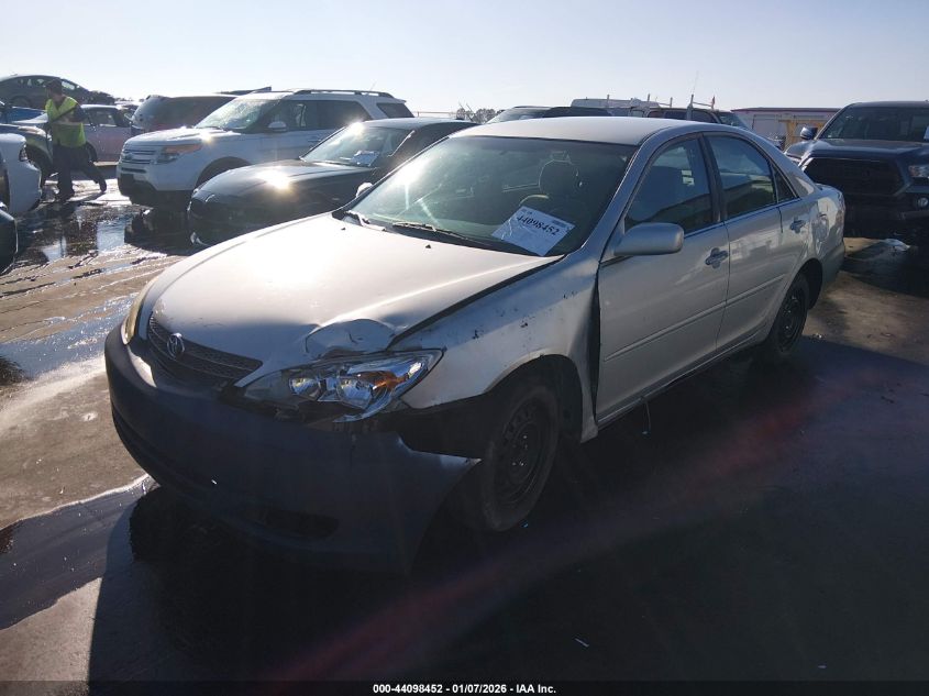 2004 Toyota Camry Le
