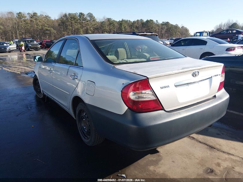 2004 Toyota Camry Le