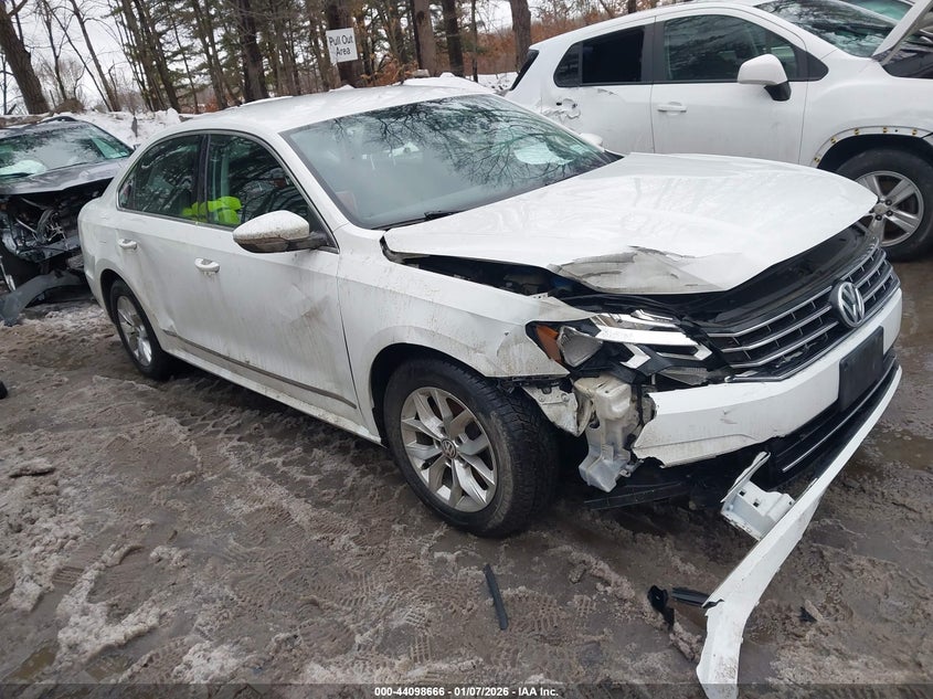 1VWAT7A32GC009947 2016 Volkswagen Passat 1.8T S auction photo 1