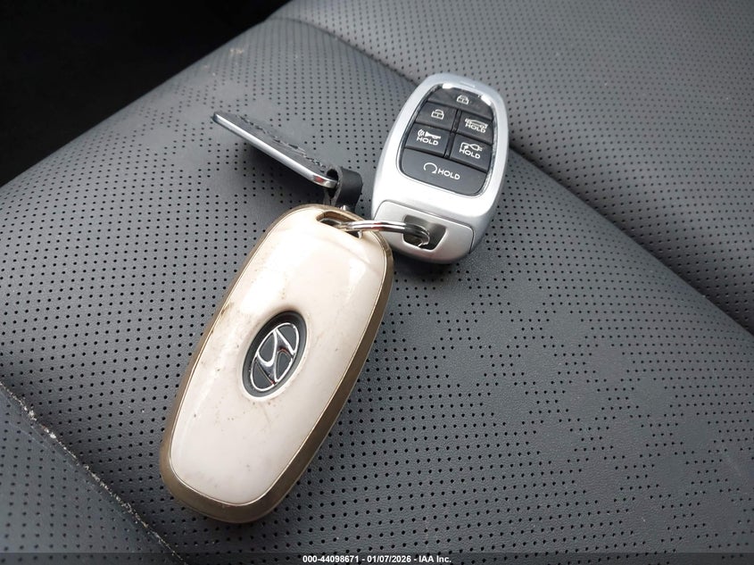 VIN KM8KNDAF8NU103229 2022 HYUNDAI IONIQ 5 SEL