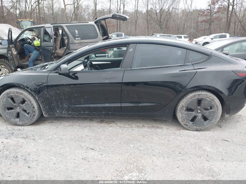 2021 Tesla Model 3 Standard Range Plus Rear-Wheel Drive VIN: 5YJ3E1EA6MF982811 Lot: 44098726