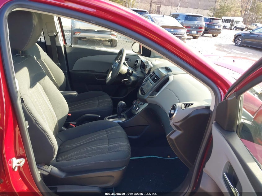 2016 Chevrolet Sonic Lt Auto