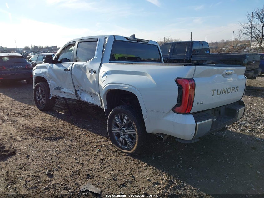 2024 Toyota Tundra Hybrid Capstone 4Wd