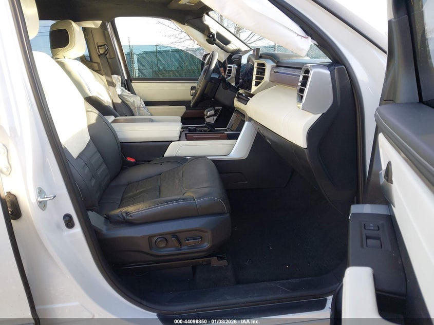 2024 Toyota Tundra Hybrid Capstone 4Wd