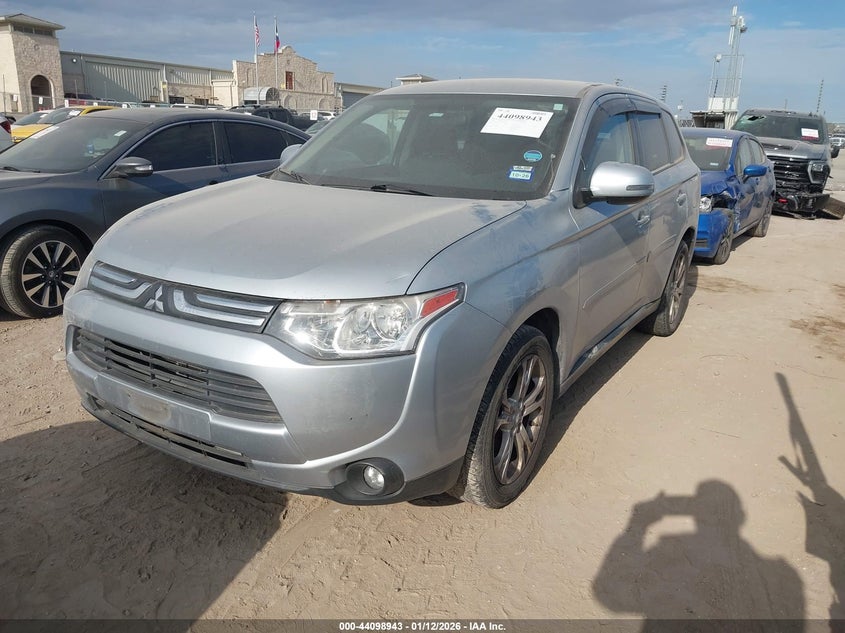 2014 Mitsubishi Outlander Se