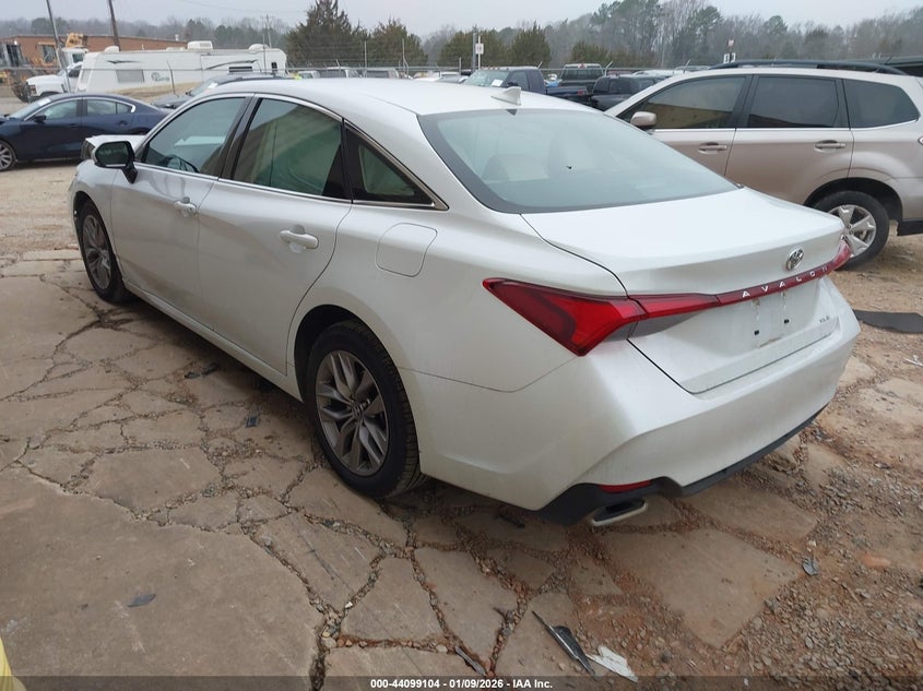 2019 Toyota Avalon Xle