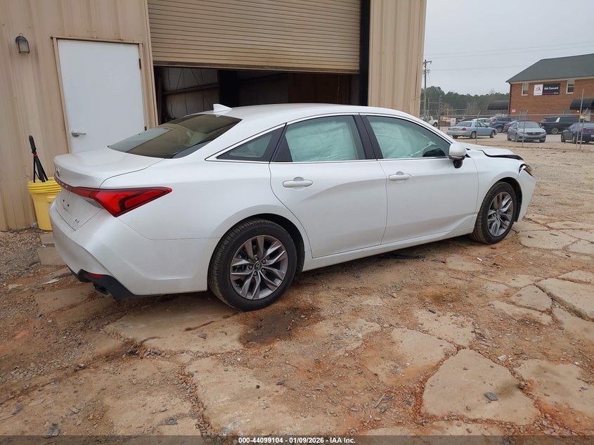 2019 Toyota Avalon Xle