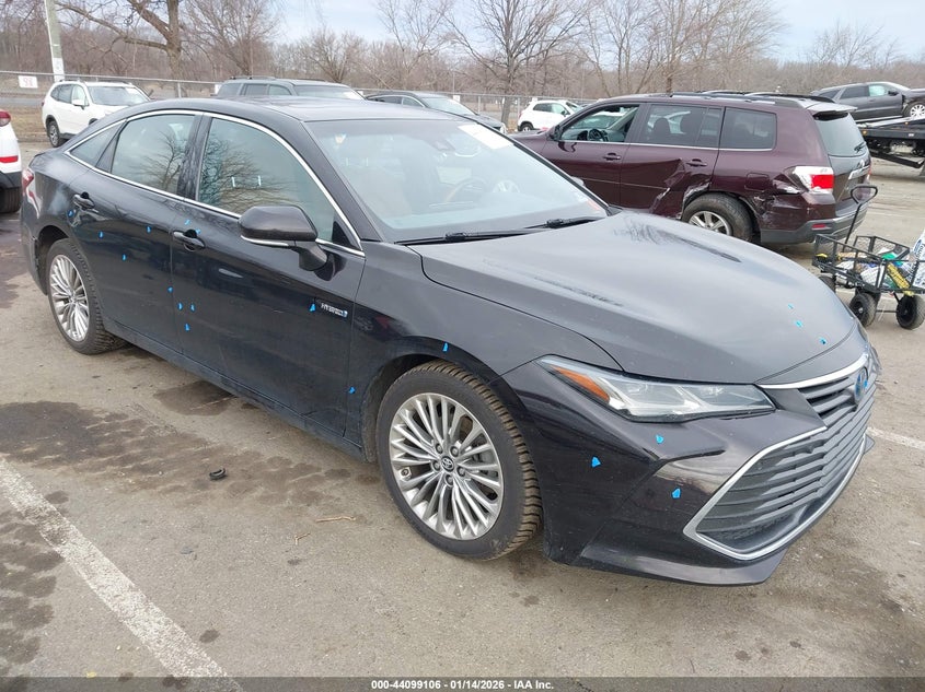 2019 Toyota Avalon Hybrid Limited
