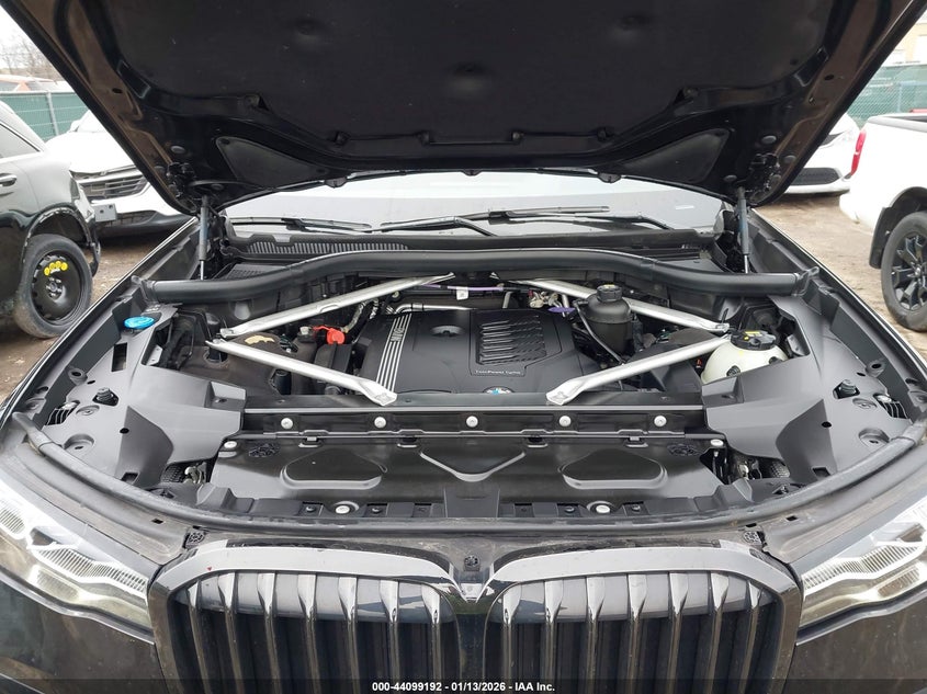 VIN 5UXCW2C04N9L18482 2022 BMW X7 XDRIVE40I