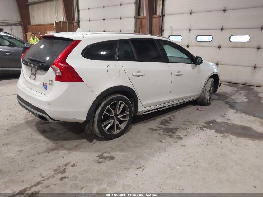 2017 Volvo V60 Cross Country T5 Platinum