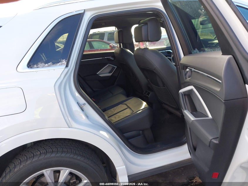 2021 Audi Q3 Premium 45 Tfsi S Line Quattro Tiptronic VIN: WA1DECF36M1100233 Lot: 44099350