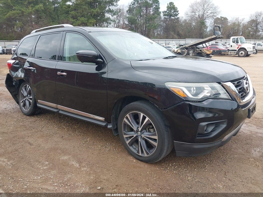 2017 Nissan Pathfinder Platinum