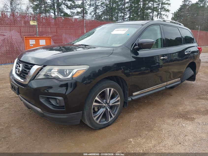 2017 Nissan Pathfinder Platinum