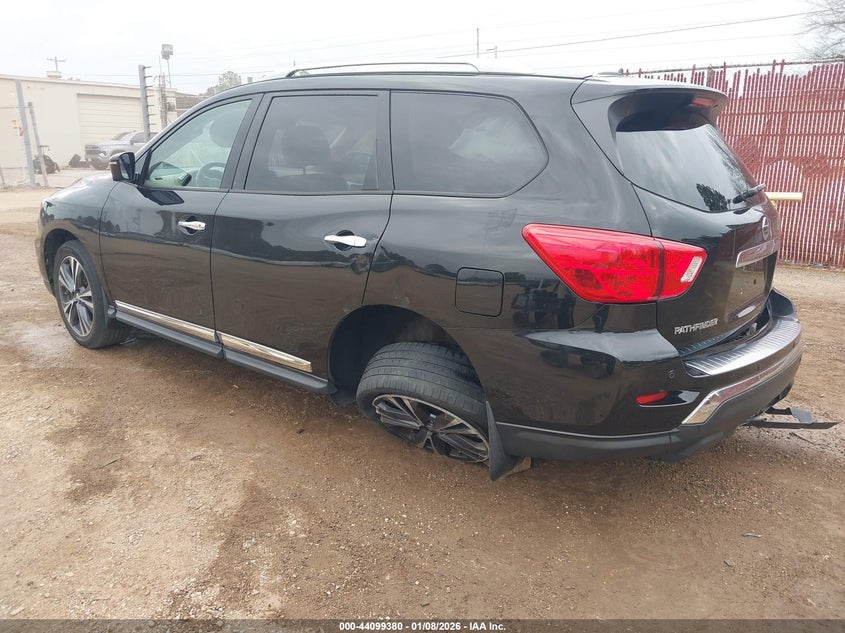 2017 Nissan Pathfinder Platinum