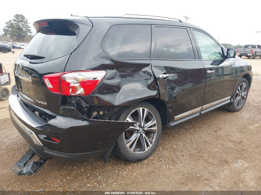 2017 Nissan Pathfinder Platinum