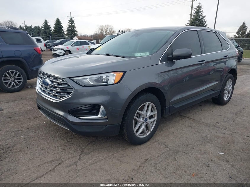 2022 Ford Edge Sel