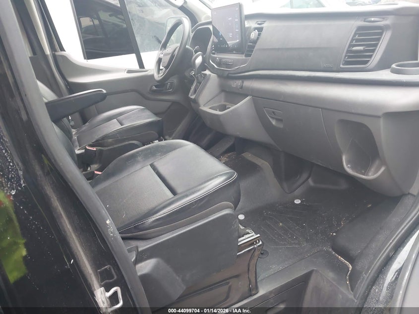 2024 Ford Transit-250