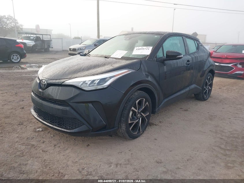 Vin: nmtkhmbx5nr142155, lot: 44595578, toyota c-hr xle 20222