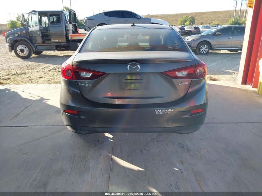 VIN 3MZBN1W38JM158602 2018 MAZDA MAZDA3 GRAND TOURING