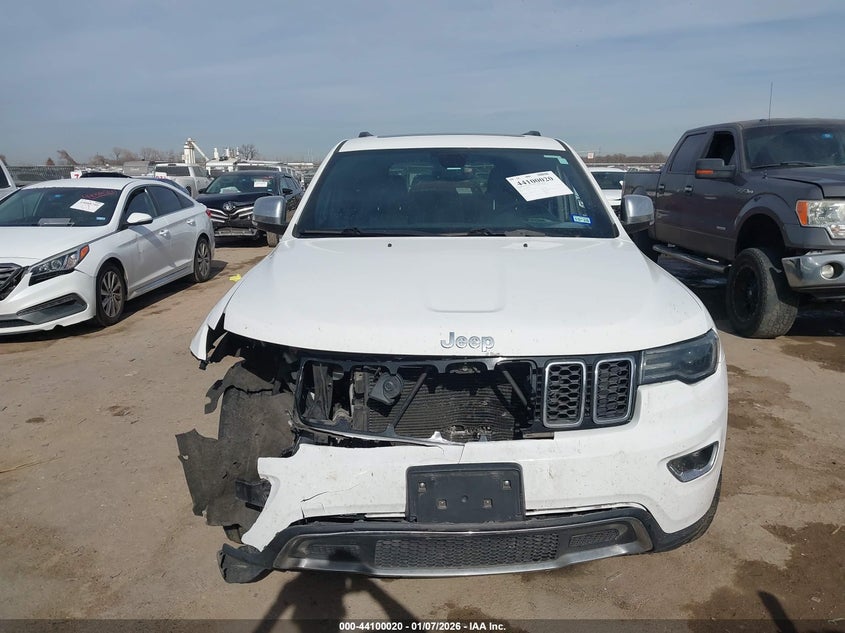 VIN 1C4RJFBG4JC129702 2018 JEEP GRAND CHEROKEE LIMITED 4X4